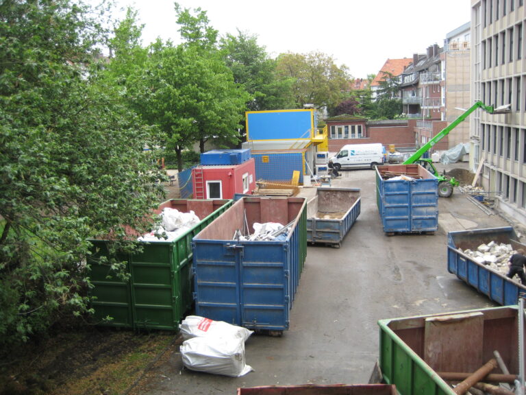 Münster – Komplettrückbau aller Innenwände, Deckendurchbrüche, Dachgeschoß